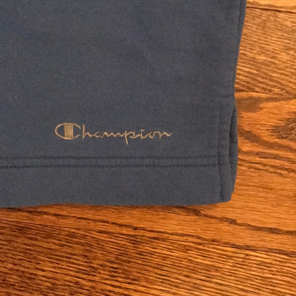 Vintage Champion Crewneck Sweatshirt - Picture 2 of 4